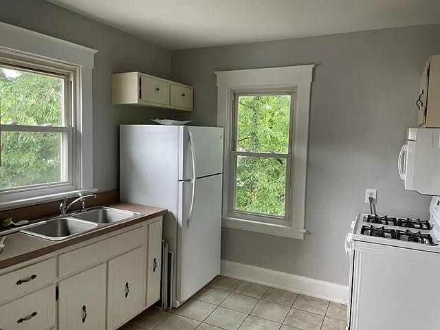 514 Berry Ave #2 — Photo 8