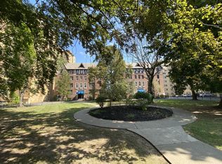 The Regency, East Orange, NJ 07018