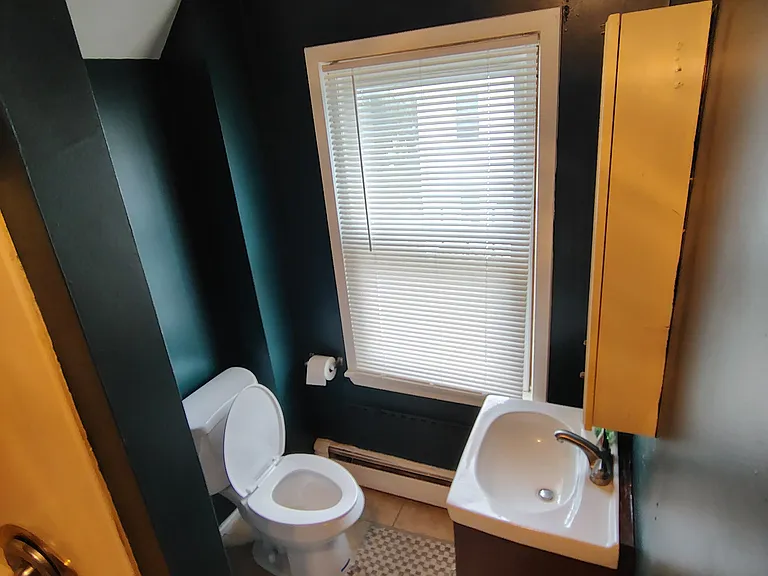 18 Scott Rd #2R — Photo 14