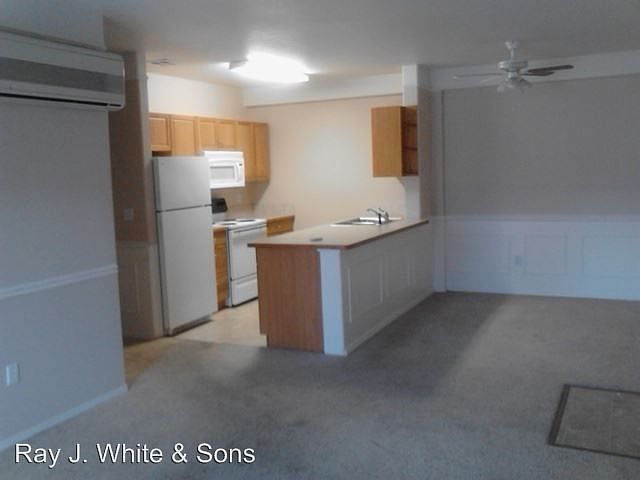2nd image of 706 17th Ave APT 102