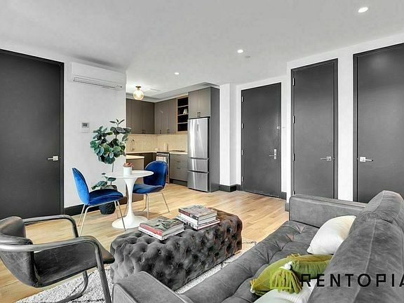 4th image of 535 Franklin Ave #8C