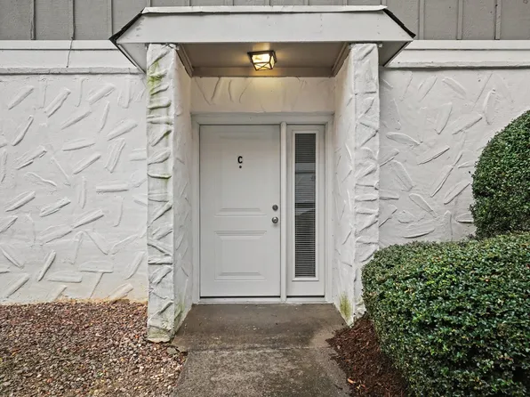 7010 Longstreet Dr #C, Raleigh, NC 27615