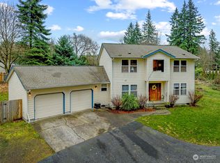 351 Beacon Hill Dr, Longview, WA 98632