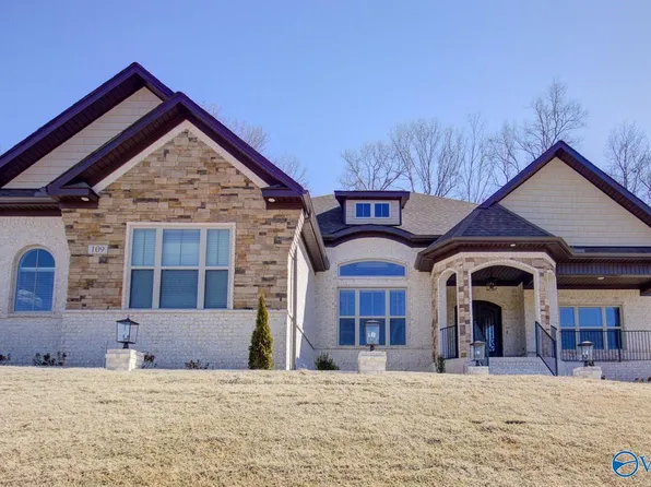 110 Kelly Valley Ln, Harvest, AL 35749