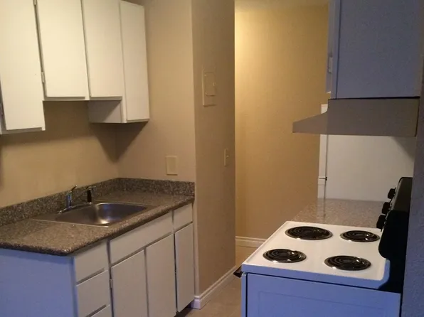 1320 Boren Ave APT 107, Seattle, WA 98101