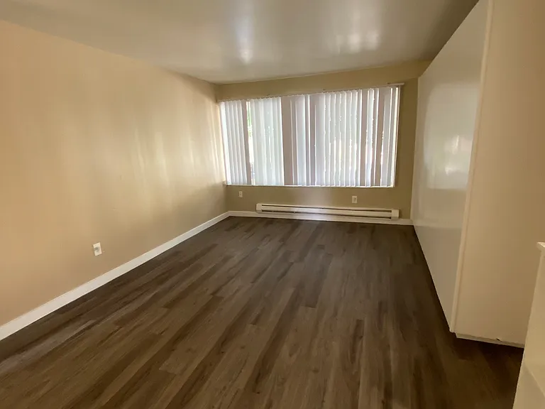 Beacon Crest — Photo 18