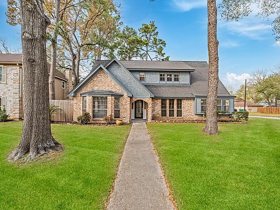 3rd image of 119 Laura Ln