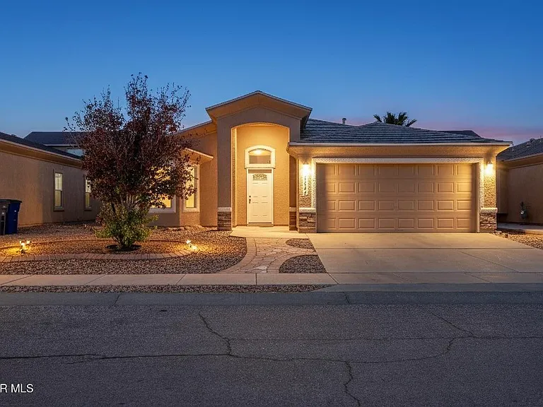 14325 Woods Point Ave — Photo 38