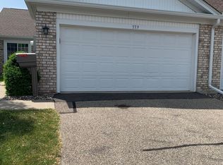 773 Markgrafs Lake Draw, Woodbury, MN 55129