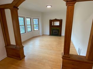 1618 N Jackson St #B, Milwaukee, WI 53202