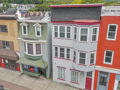 242 E Broad St, Tamaqua, PA, 18252