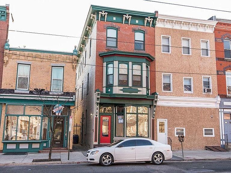 1st image of 3820 Lancaster Ave #3