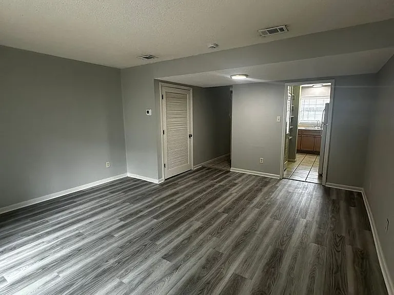 Center Town Condominiums — Photo 69