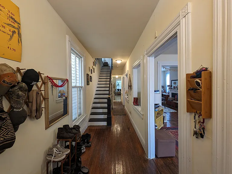 2115 E Marshall St #A — Photo 8
