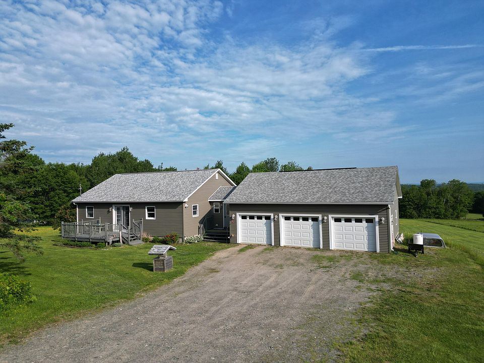 1st image of 303 Phinney Farm Road