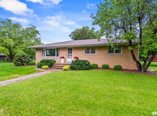 43 Palomino Rd, Springfield, IL 62702