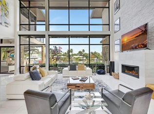 1240 Bayview Dr, Fort Lauderdale, FL 33304