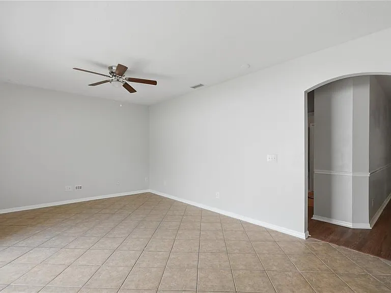 10215 Lakeside Vista Dr — Photo 9