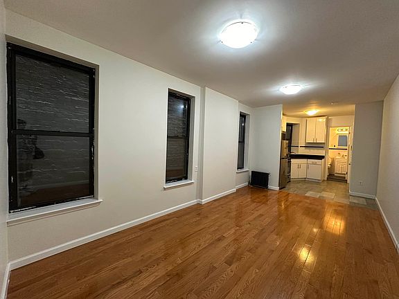 4th image of 331 W 35th St APT 3W