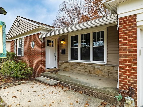 3rd image of 38841 Harmondale Dr