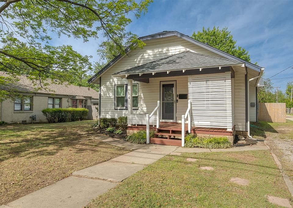 1st image of 614 N University Blvd