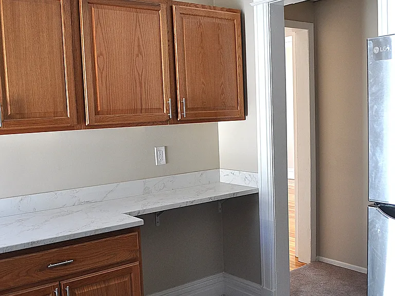 44 N Pine Ave #2F — Photo 7