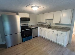 10 Noble St APT E, Somersworth, NH 03878