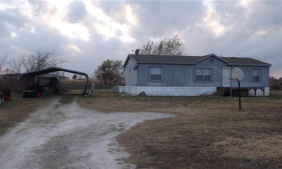 1st image of 1401 County Road 607