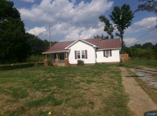 15588 Market St, Moulton, AL 35650
