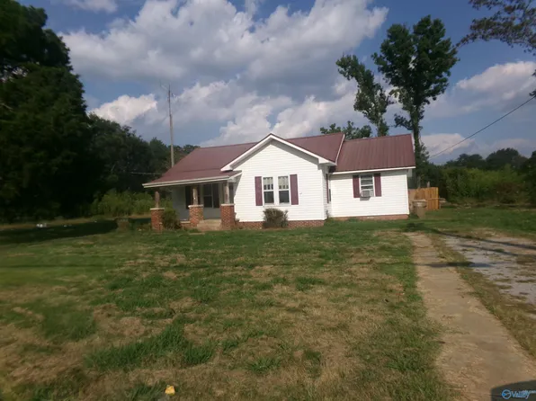 15588 Market St, Moulton, AL 35650