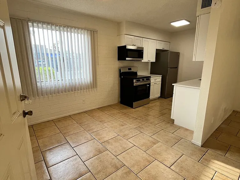 Catalina View Apartments — Photo 54