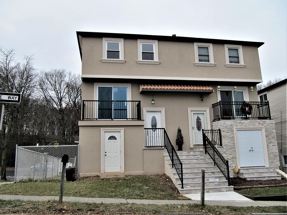 1st image of 104 Russek Dr