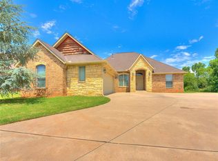 16729 Village Garden Dr, Edmond, OK 73012