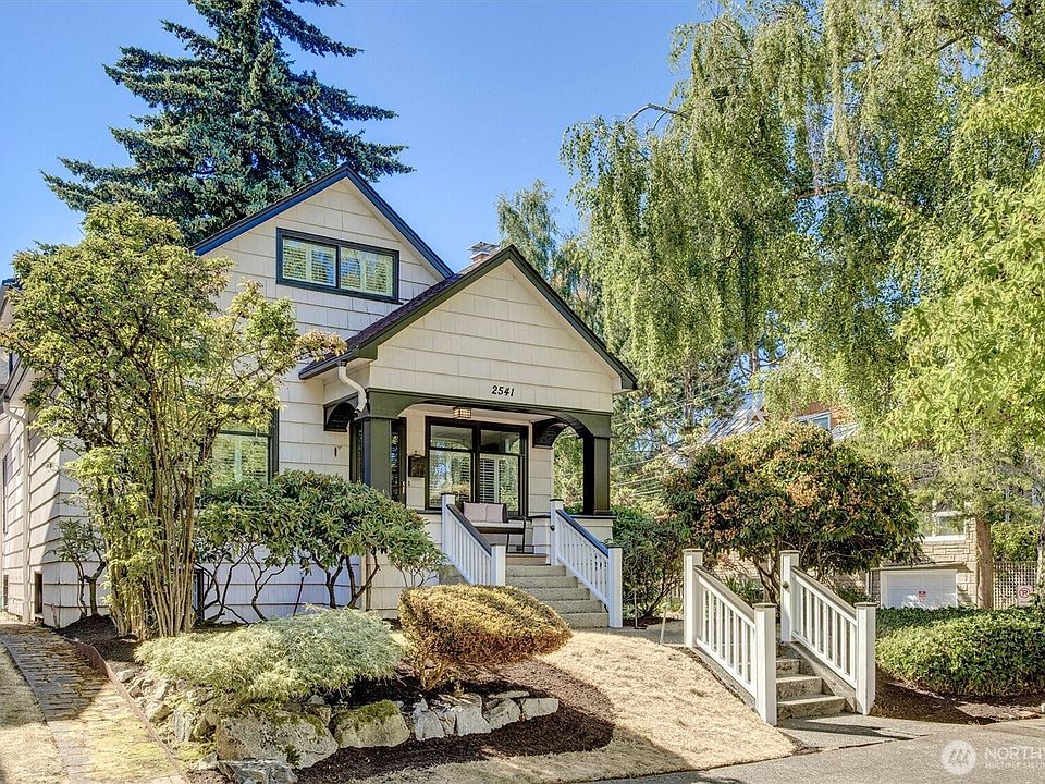 1st image of 2541 10th Avenue W