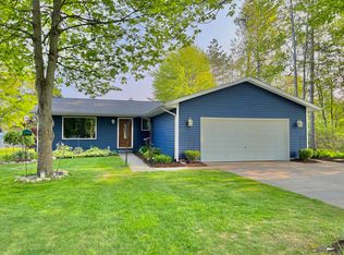 6069 S Birch Hill Dr, Smiths Creek, MI