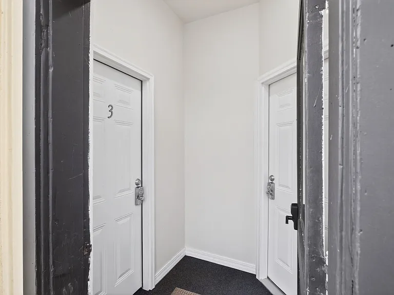 310 E Main St #3 — Photo 12