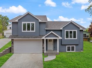 109 Clyde Pl, Willernie, MN 55090