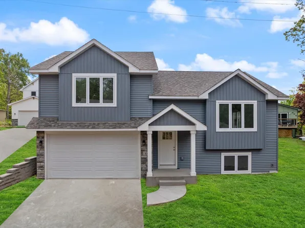 109 Clyde Pl, Willernie, MN 55090