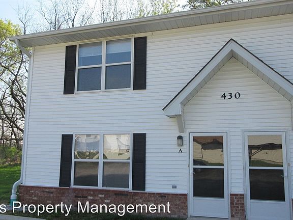 2nd image of 430 NE Park Ln APT C