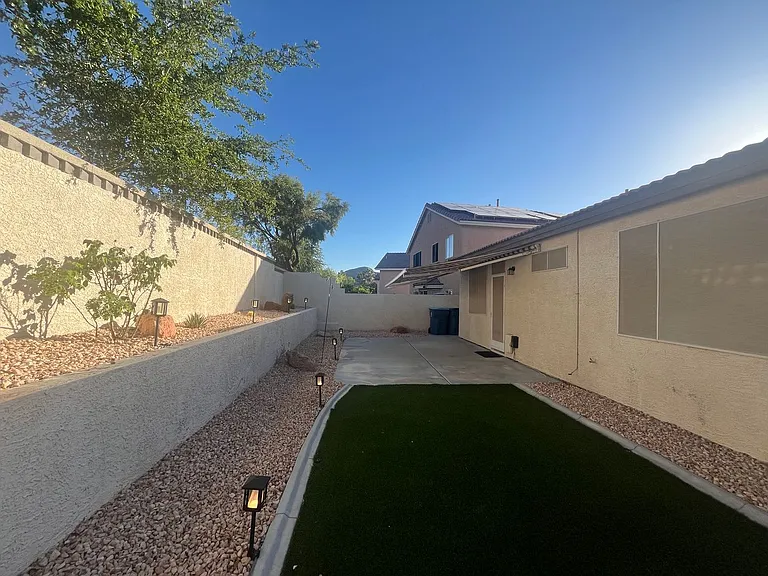 3437 Sun Rhythm St — Photo 38