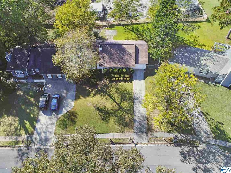 1st image of 1026 Branscomb Cir SE