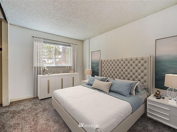 2nd image of 12641 NE 130th Way APT C104