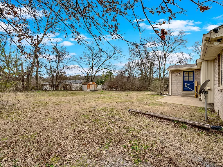 102 Jennings Dr #B — Photo 20