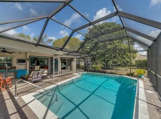 372 Juli Fe Dr, Naples, FL 34110