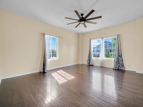 4th image of 1476 Manning Ave