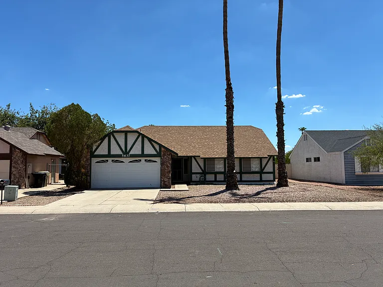 5637 W Yucca St — Photo 1