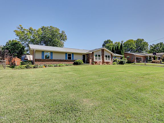 2nd image of 7544 Oaken Dr