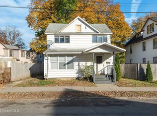 421 Hegeman St, Schenectady, NY 12306
