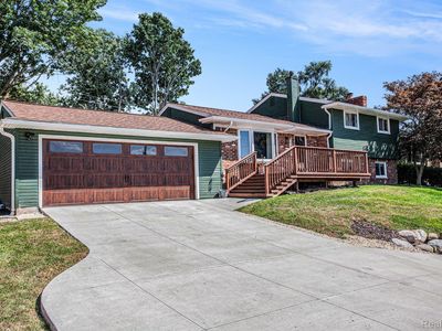 1035 Wyman Dr, Waterford, MI, 48328