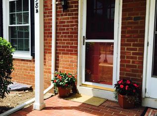 3358 S Wakefield St #B, Arlington, VA 22206